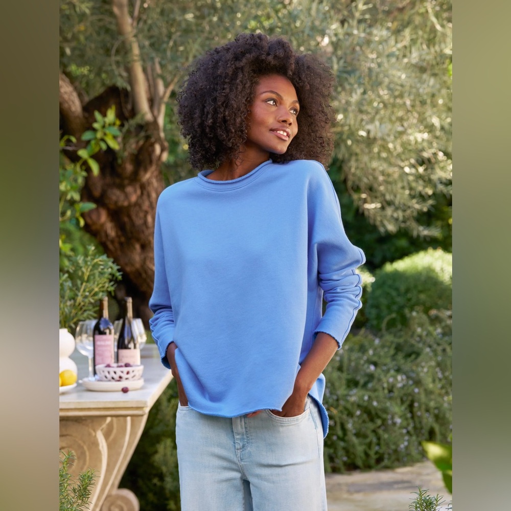 NWD Frank & Eileen | ANNA Long-Sleeve Capelet | Wave Blue Triple Fleece | S